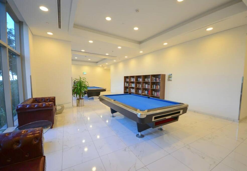 Cozy 1Br In Iconic Tower Apartment Abu Dhabi Exterior photo